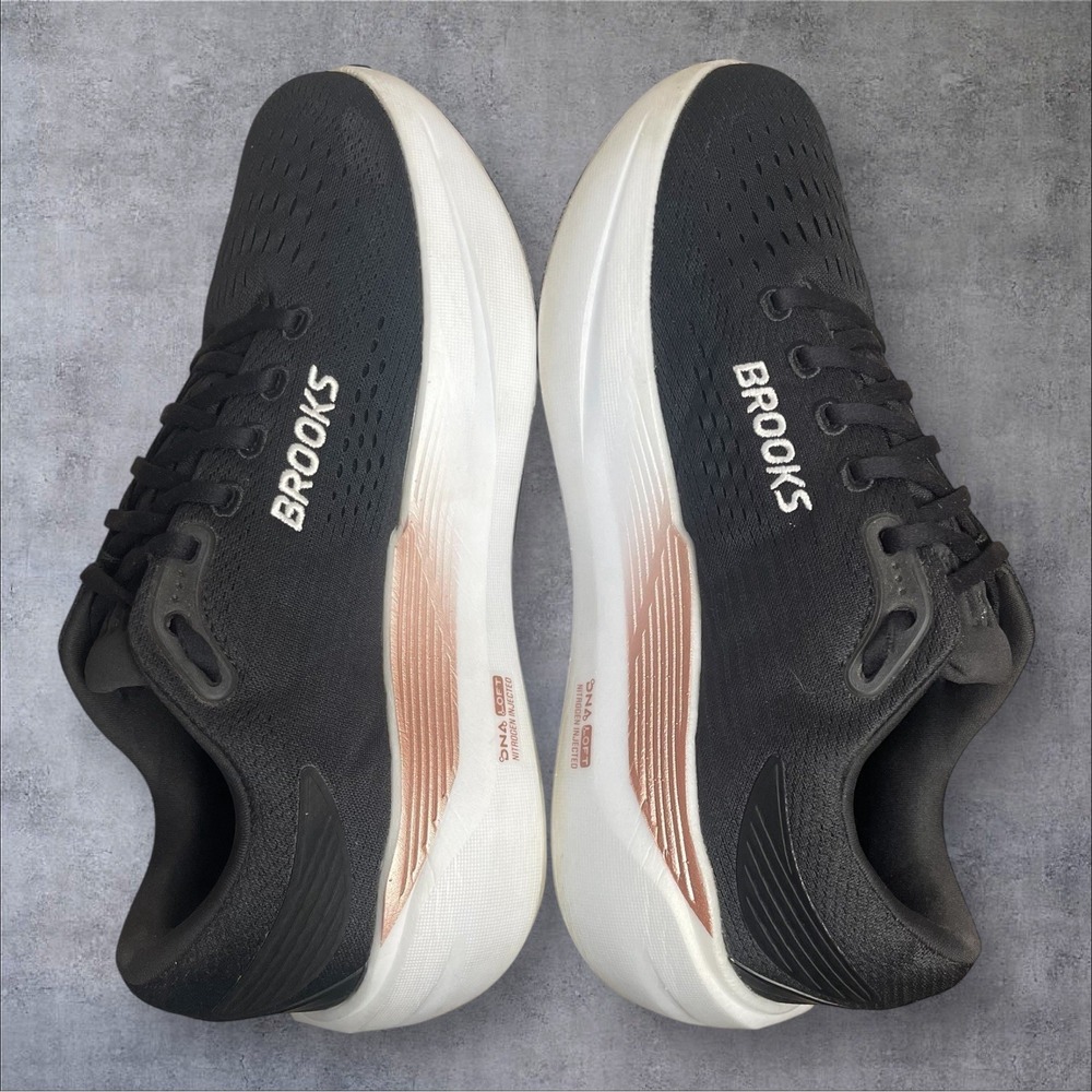 Brooks Black Ghost Max 3 Athletic Running Shoes Sneaker Womens 10 1204571D043 - Picture 4 of 9